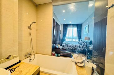 Puteri Cove Residences