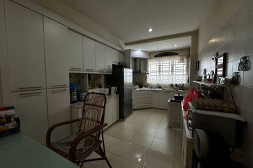 Taman Austin Perdana