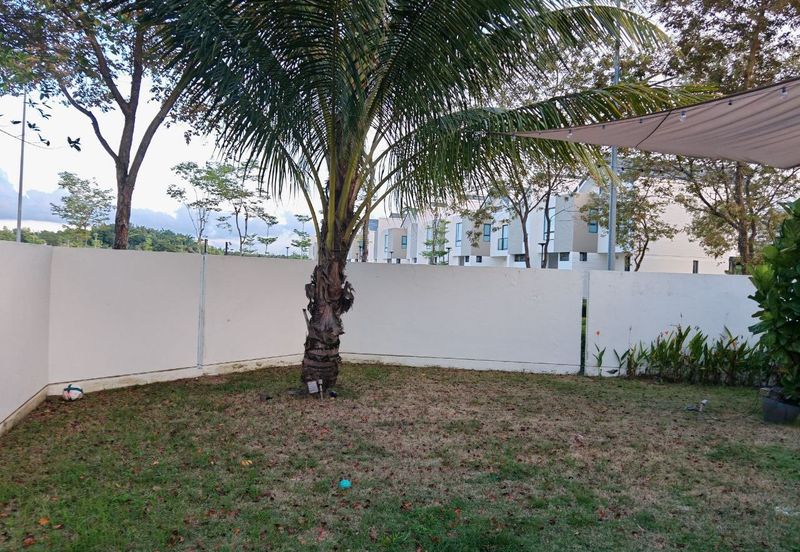 Avira Garden Terraces @ Medini