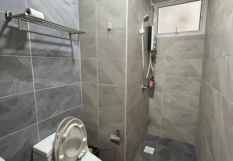 The Pinnacles (Pinnacle Tower)