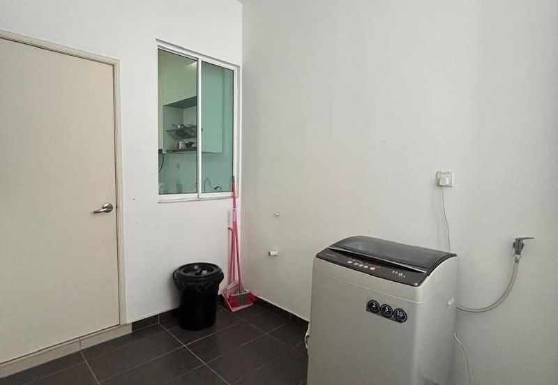 The Pinnacles (Pinnacle Tower)