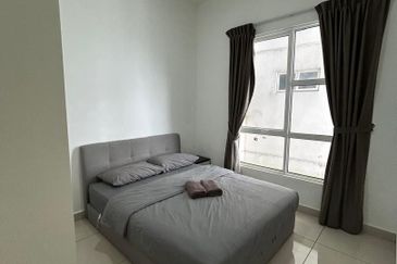 The Pinnacles (Pinnacle Tower)