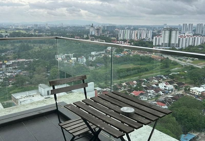 The Pinnacles (Pinnacle Tower)