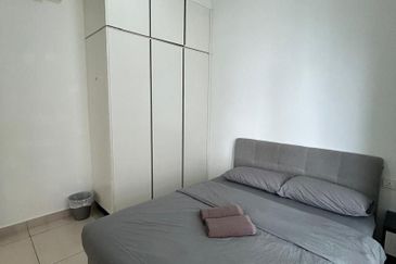 The Pinnacles (Pinnacle Tower)