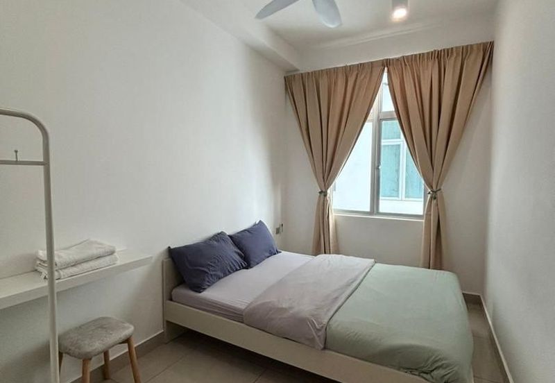 SKS Habitat Apartment, Larkin