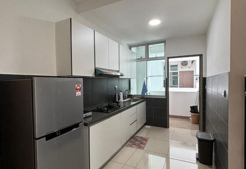 SKS Habitat Apartment, Larkin