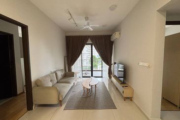 Baypoint @ Country Garden Danga Bay