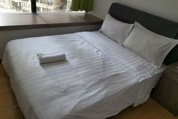 Baypoint @ Country Garden Danga Bay