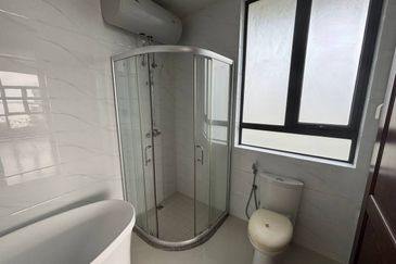 Cerulean Bay @ Forest City