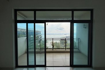 Cerulean Bay @ Forest City