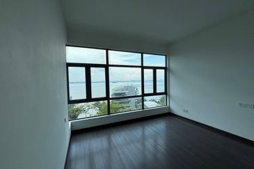 Cerulean Bay @ Forest City