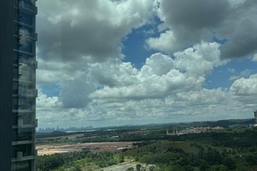 The Elysia Park Residence