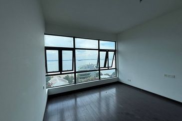 Cerulean Bay @ Forest City