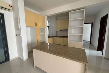 Cerulean Bay @ Forest City