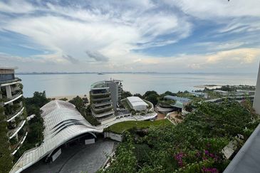 Cerulean Bay @ Forest City