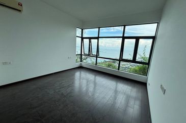 Cerulean Bay @ Forest City