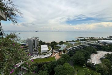 Cerulean Bay @ Forest City