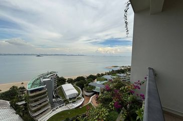 Cerulean Bay @ Forest City