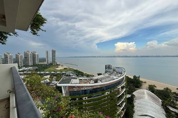 Cerulean Bay @ Forest City