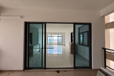 Cerulean Bay @ Forest City