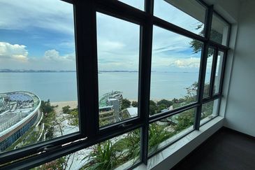 Cerulean Bay @ Forest City