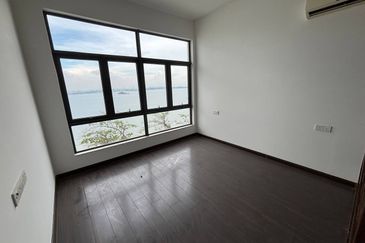 Cerulean Bay @ Forest City