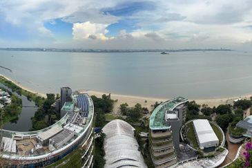 Cerulean Bay @ Forest City