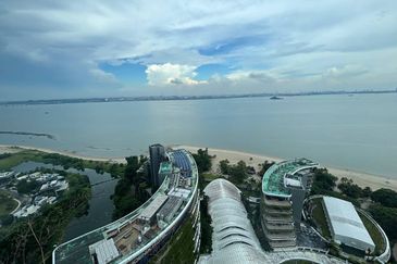 Cerulean Bay @ Forest City