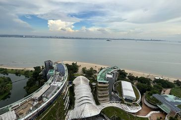 Cerulean Bay @ Forest City