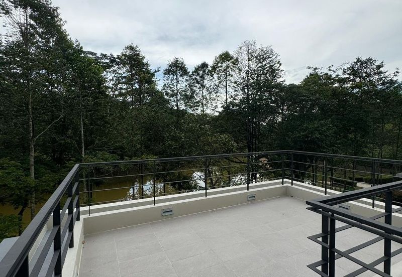 Bayou Creek, Leisure Farm