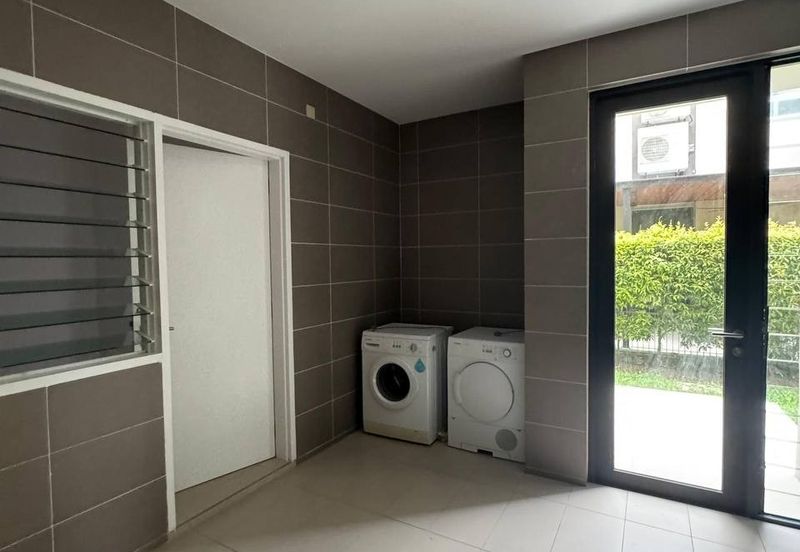 Bayou Creek, Leisure Farm