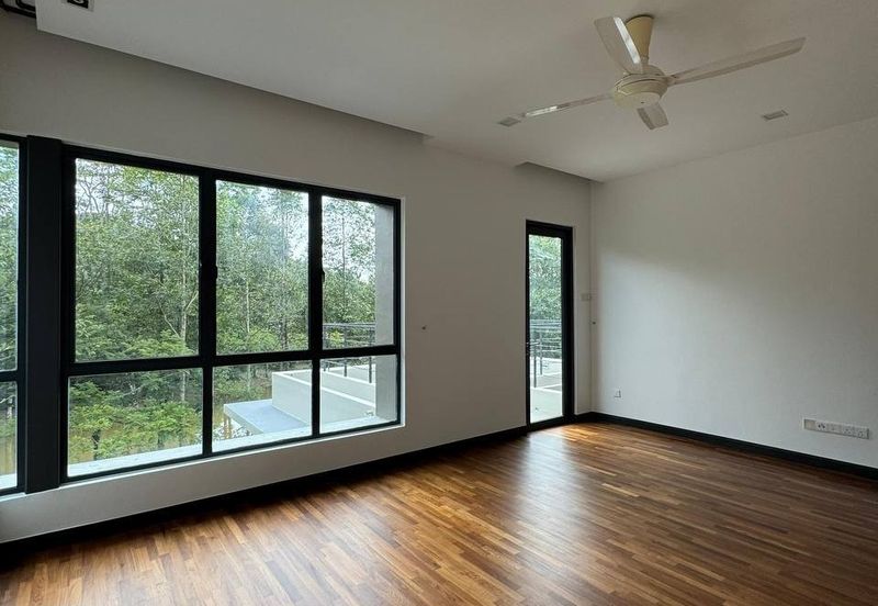 Bayou Creek, Leisure Farm