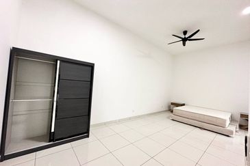 Sky Loft Premium Suites, Bukit Indah