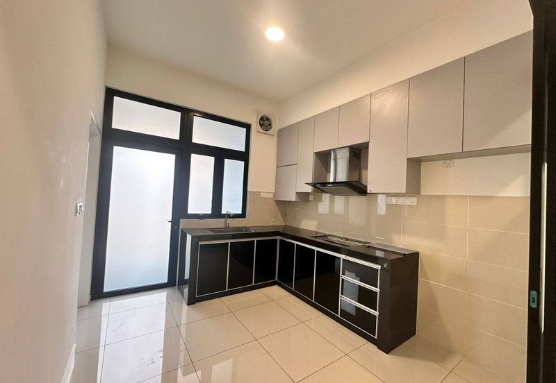 Sunway Citrine Lakehomes