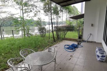 The WaterEdge Residences