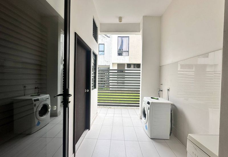 Avira Garden Terraces @ Medini