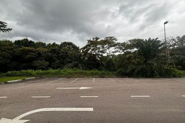 Jalan Gelang Patah