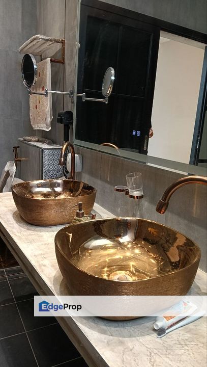 Taman Mutiara Rini 3 Storey Cluster House For Sale, Johor, Skudai