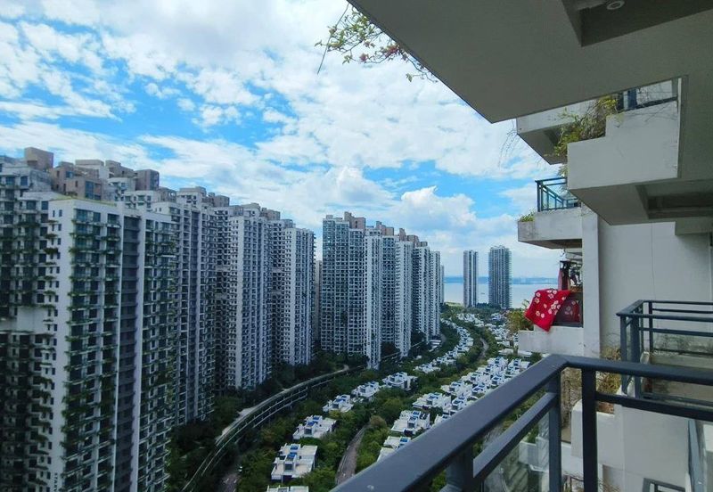 Regalia Park @ Forest City