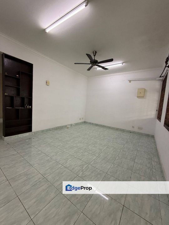 Taman Gaya Double Storey Terrace For Sale, Johor, Ulu Tiram