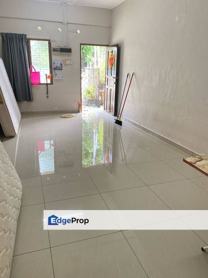 Jb Town Single storey Intermediate For Sale, Johor, Johor Bahru