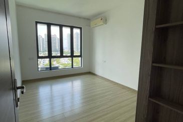 Cerulean Bay @ Forest City