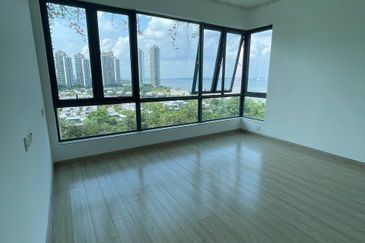 Cerulean Bay @ Forest City