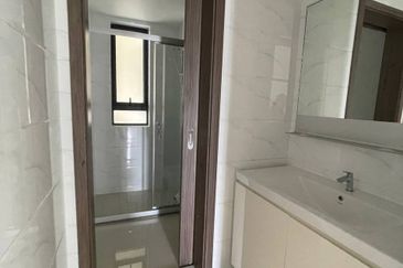 Cerulean Bay @ Forest City