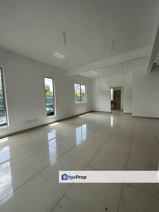 Taman Nusa Damai @ Double Storey Terrace  End Lot For Sale, Johor, Pasir Gudang