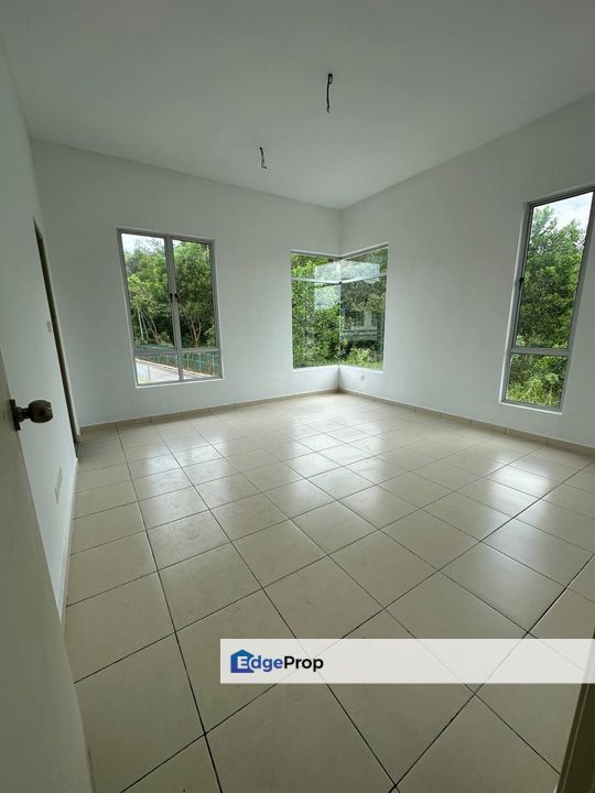 Taman Nusa Damai @ Double Storey Terrace  End Lot For Sale, Johor, Pasir Gudang