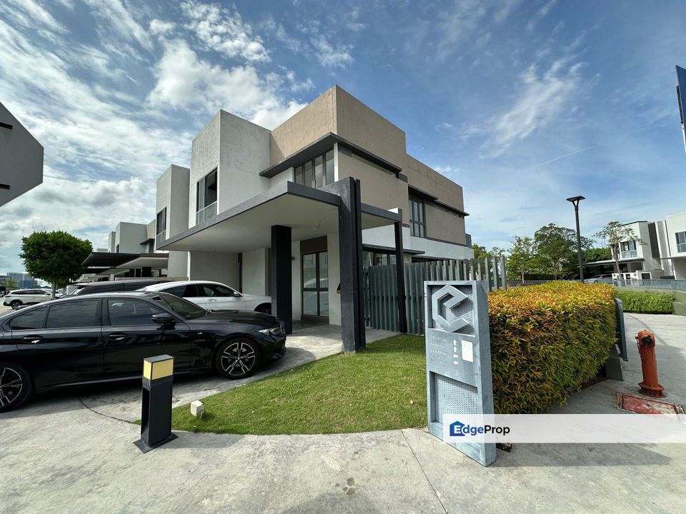 Sunway - Emerald Residences 3 Storey Semi-D Corner lot For Sale, Johor, Nusajaya