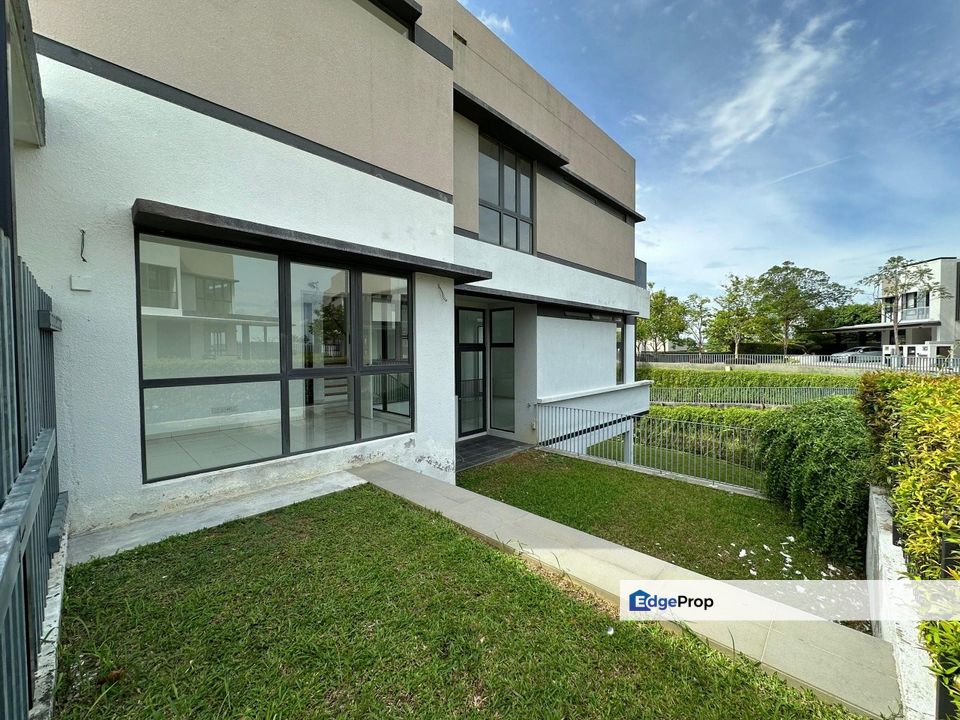 Sunway - Emerald Residences 3 Storey Semi-D Corner lot For Sale, Johor, Nusajaya