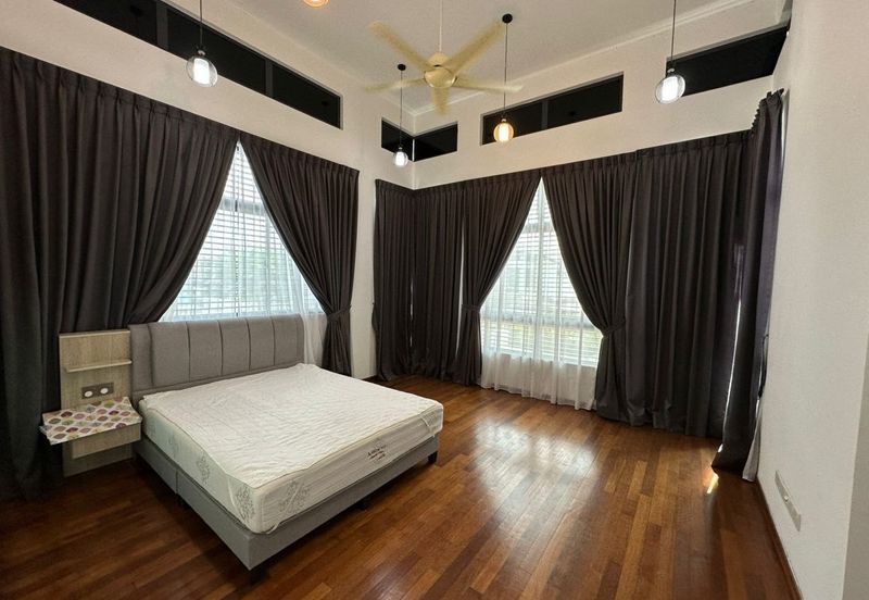 Featherstone @Eco Botanic