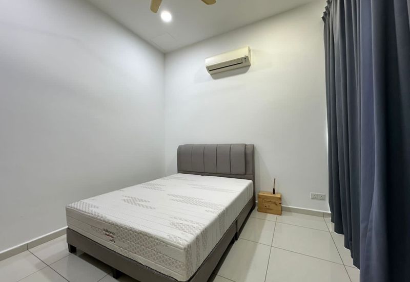 Featherstone @Eco Botanic